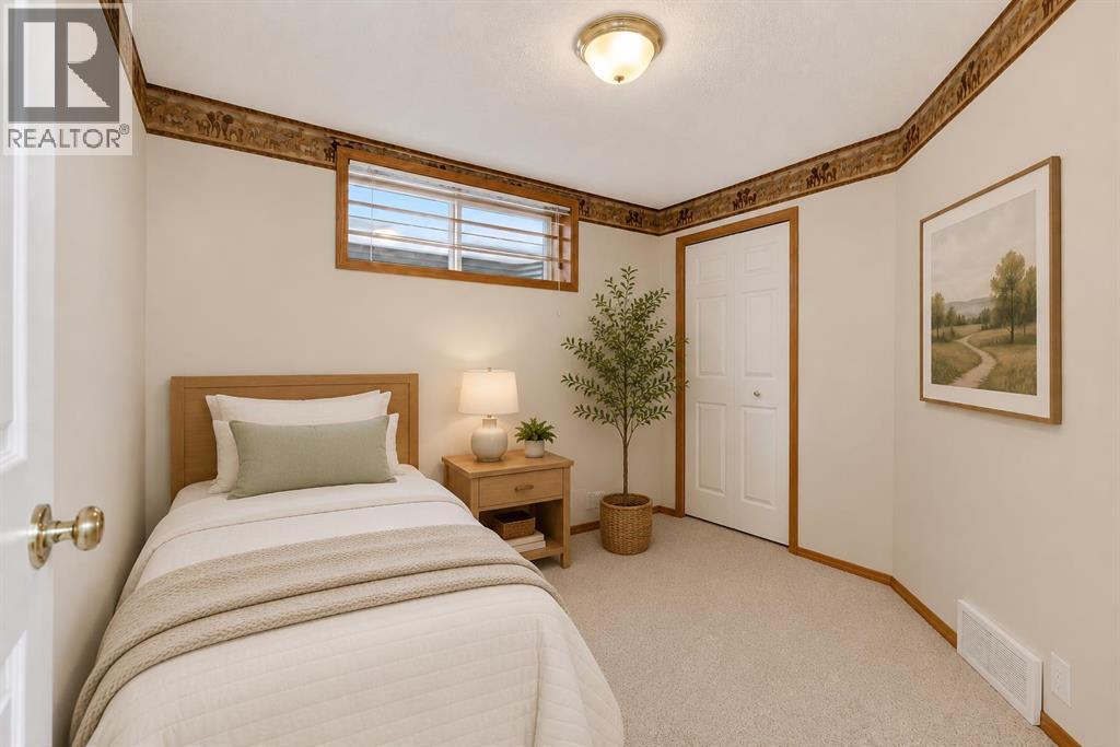86 Chapalina Way SE, Calgary, Alberta  T2X 3P4 - Photo 34 - A2310389