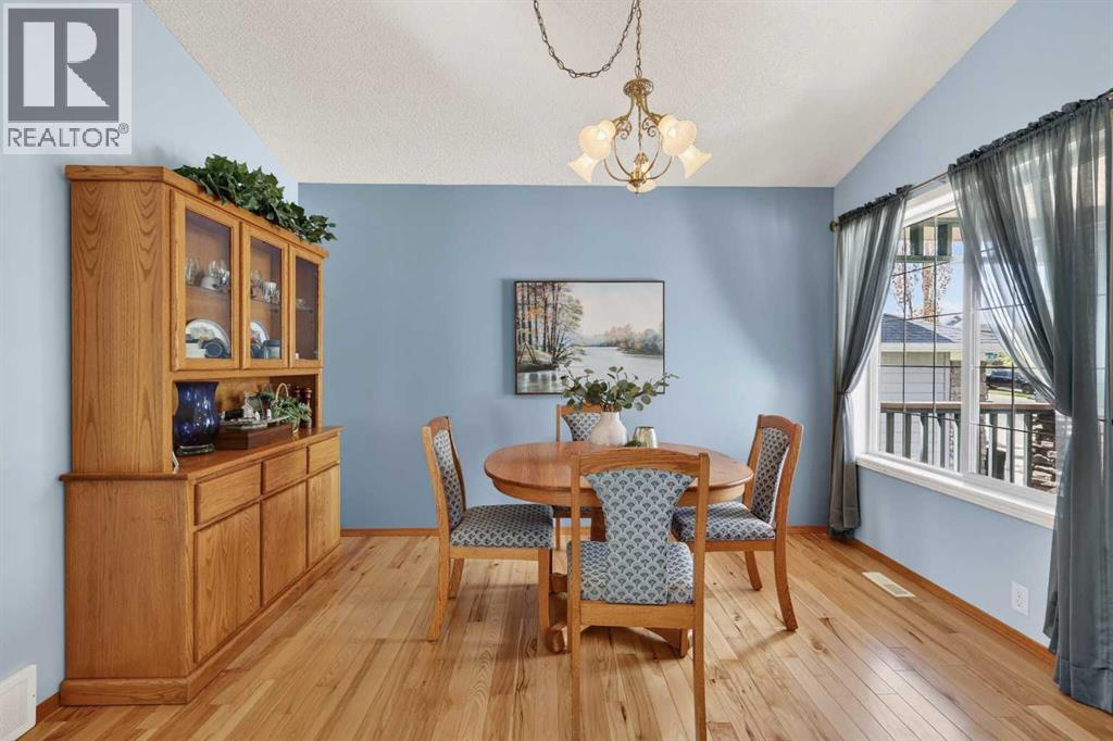 86 Chapalina Way SE, Calgary, Alberta  T2X 3P4 - Photo 3 - A2310389
