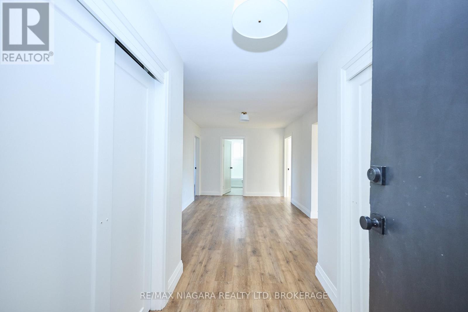 Unit 8 - 141 Plymouth Road, Welland, Ontario  L3B 3C8 - Photo 15 - X13472572