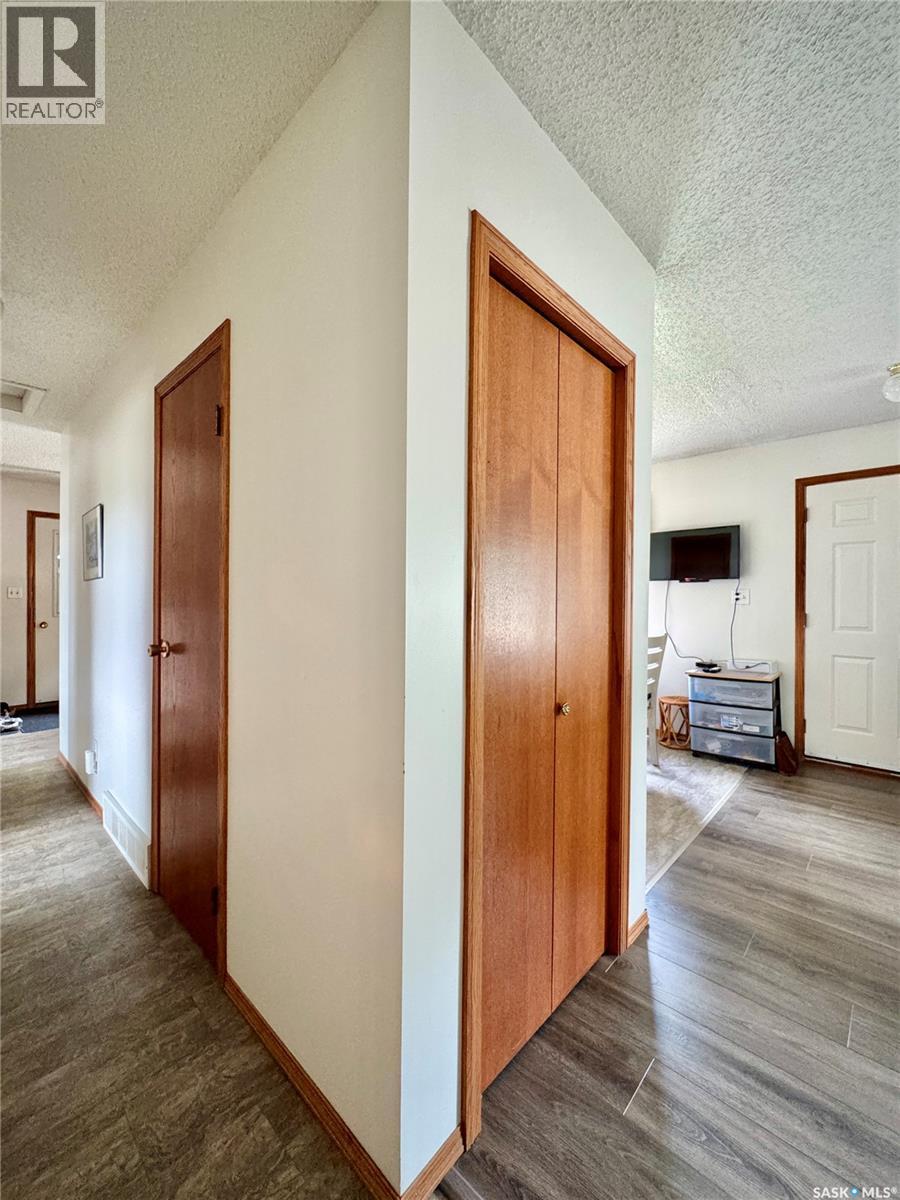 136 Darlington Street E, Yorkton, Saskatchewan  S3N 0E1 - Photo 20 - SK040146