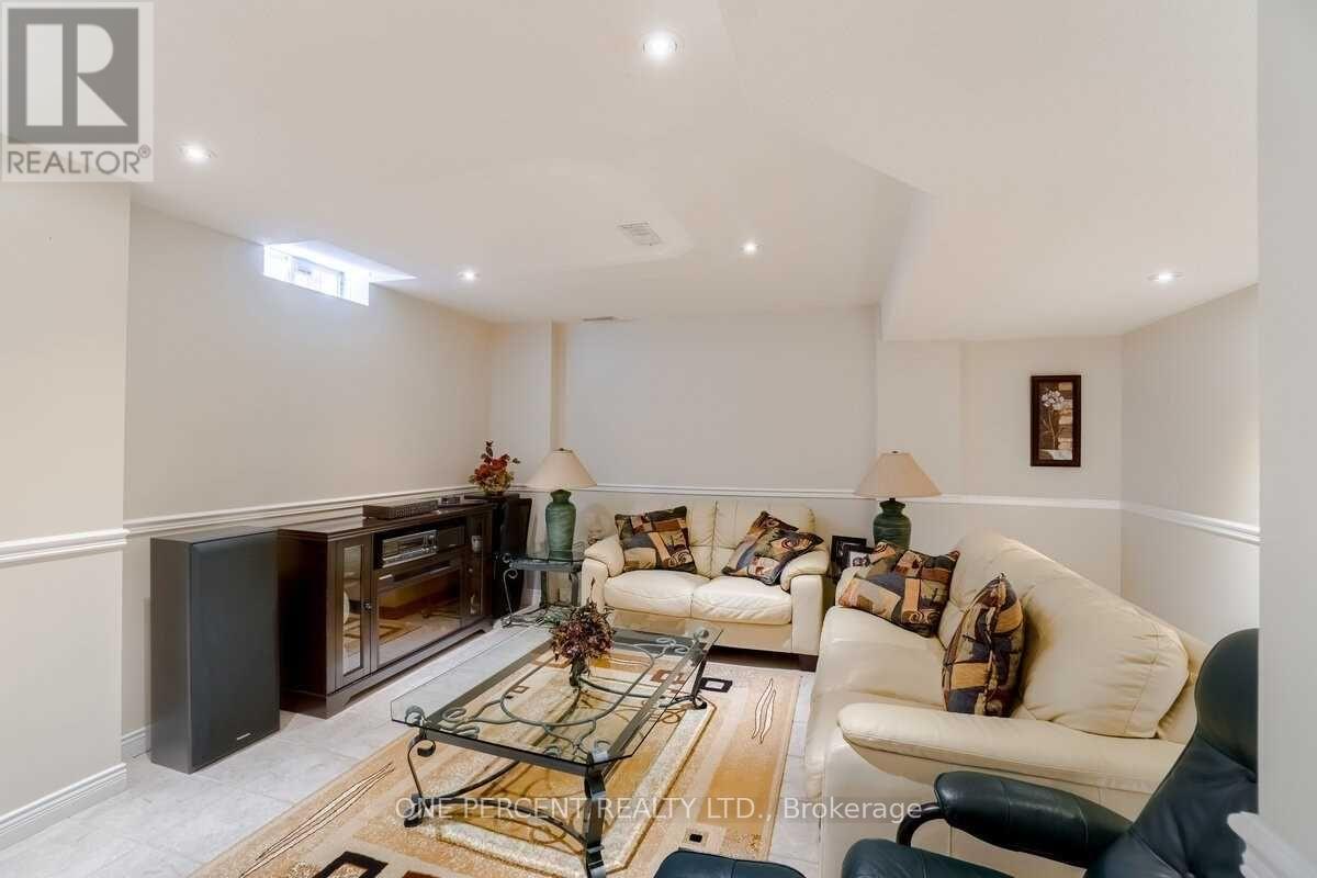 15 Beaverhall Road, Brampton, Ontario  L6X 4L3 - Photo 24 - W13472564