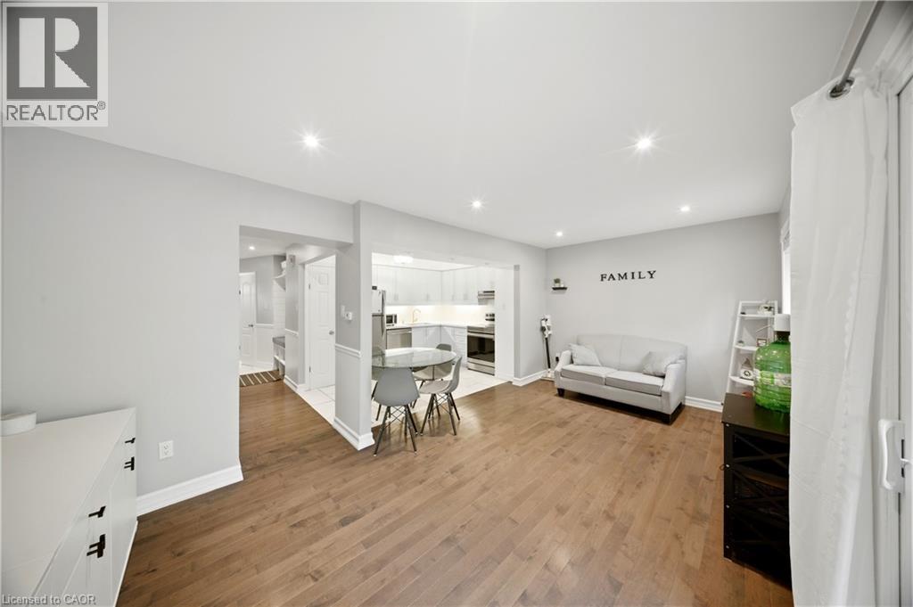 33 Tara Park Crescent, Brampton, Ontario  L6V 3E3 - Photo 13 - 40834908