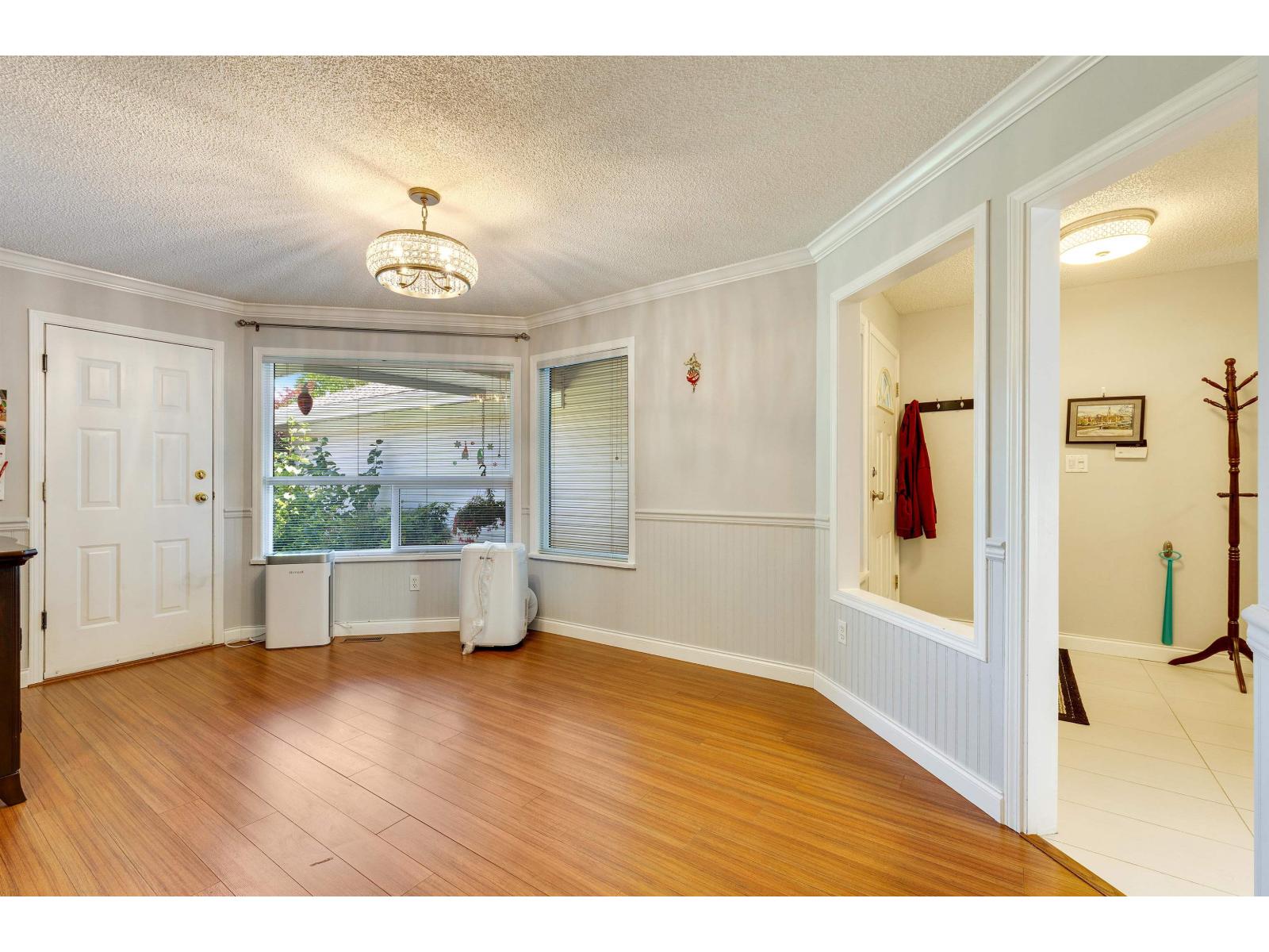 6433 121a Street, Surrey, British Columbia  V3W 0Y4 - Photo 13 - R3138190