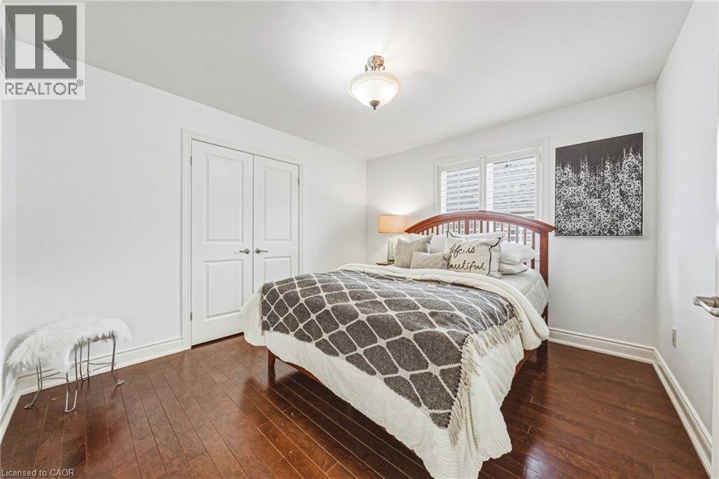 1047 St Matthew's Avenue, Burlington, Ontario  L7T 2J3 - Photo 27 - 40838358