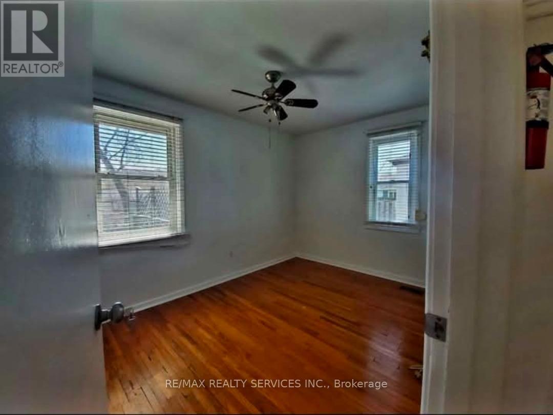 245 Haddon Ave Avenue, Hamilton, Ontario  L8S 1X9 - Photo 8 - X13472600
