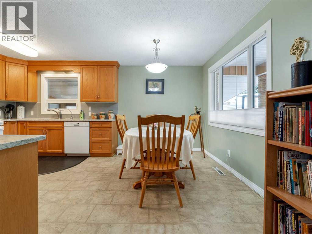 519 28 Street S, Lethbridge, Alberta  T1J 3T1 - Photo 6 - A2316710
