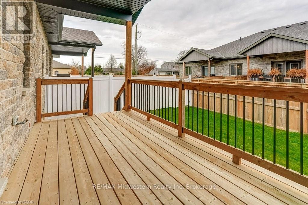 273 Queen Street, North Perth, Ontario  N0G 1B0 - Photo 5 - X13472618