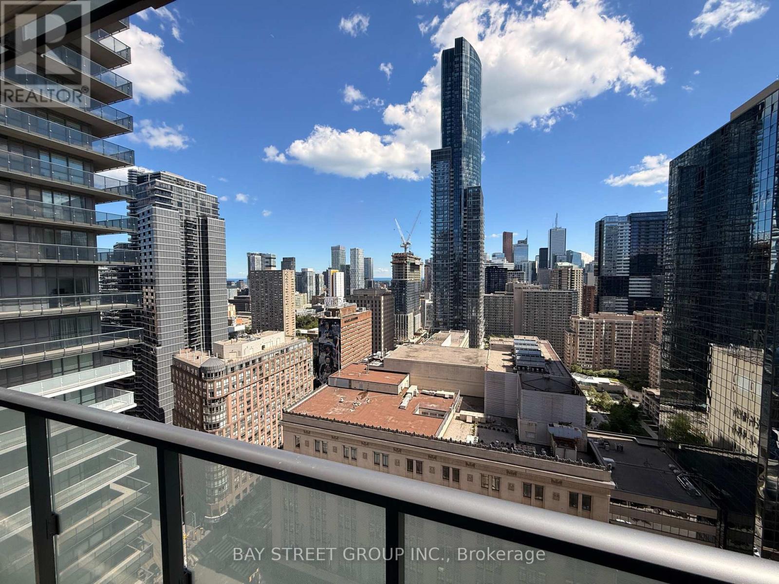 2511 - 15 GRENVILLE STREET, Toronto, Ontario