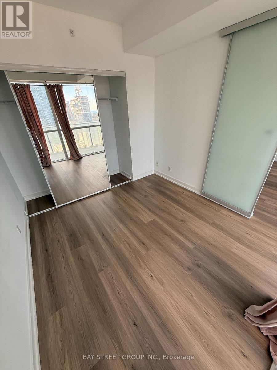 2511 - 15 Grenville Street, Toronto, Ontario  M4Y 1A1 - Photo 10 - C13472602