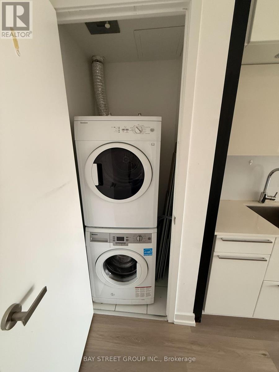 2511 - 15 Grenville Street, Toronto, Ontario  M4Y 1A1 - Photo 15 - C13472602