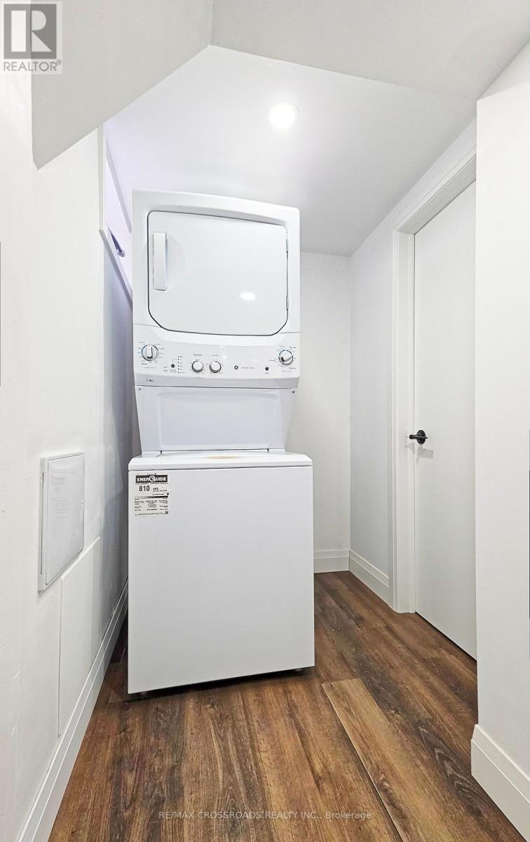 Lower - 186 Driscoll Road, Richmond Hill, Ontario  L4C 4H7 - Photo 15 - N13472606