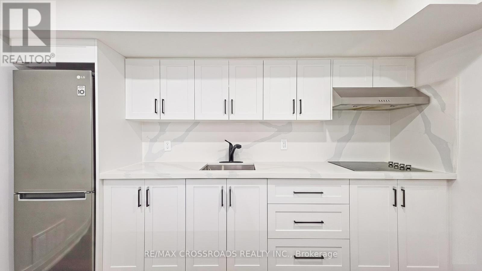 Lower - 186 Driscoll Road, Richmond Hill, Ontario  L4C 4H7 - Photo 7 - N13472606