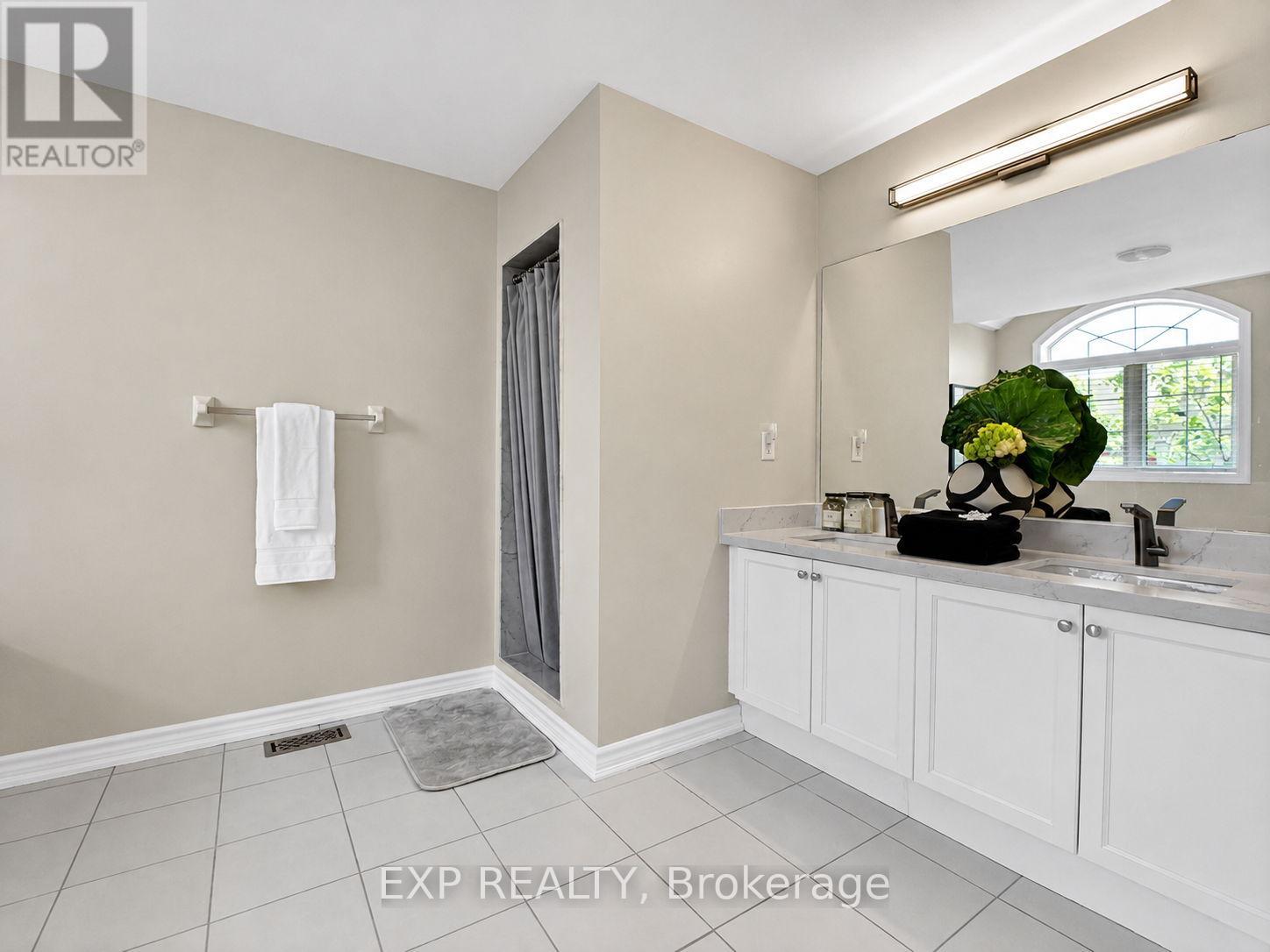 51 Living Crescent, Markham, Ontario L6C 0T6 - Photo 27 - N13472614