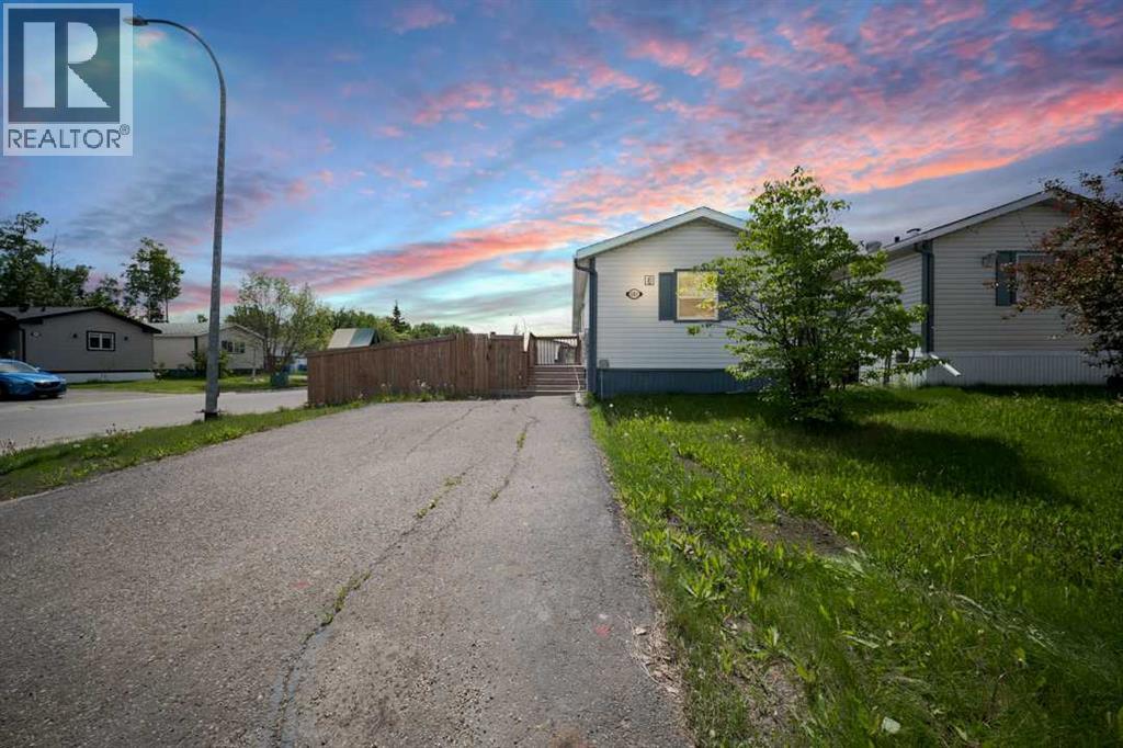 101 Hoehne Street, fort mcmurray, Alberta