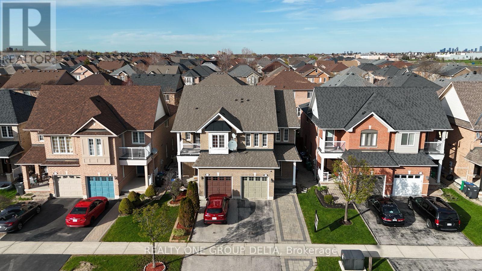 5897 CHURCHILL MEADOWS BOULEVARD, Mississauga, Ontario