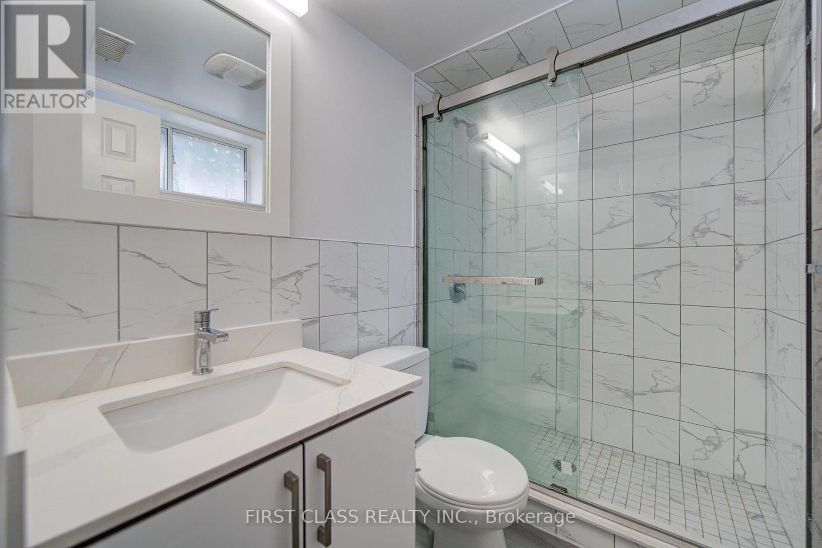 427 Leslie Street, Toronto (South Riverdale), Ontario  M4M 3E3 - Photo 33 - E13472648