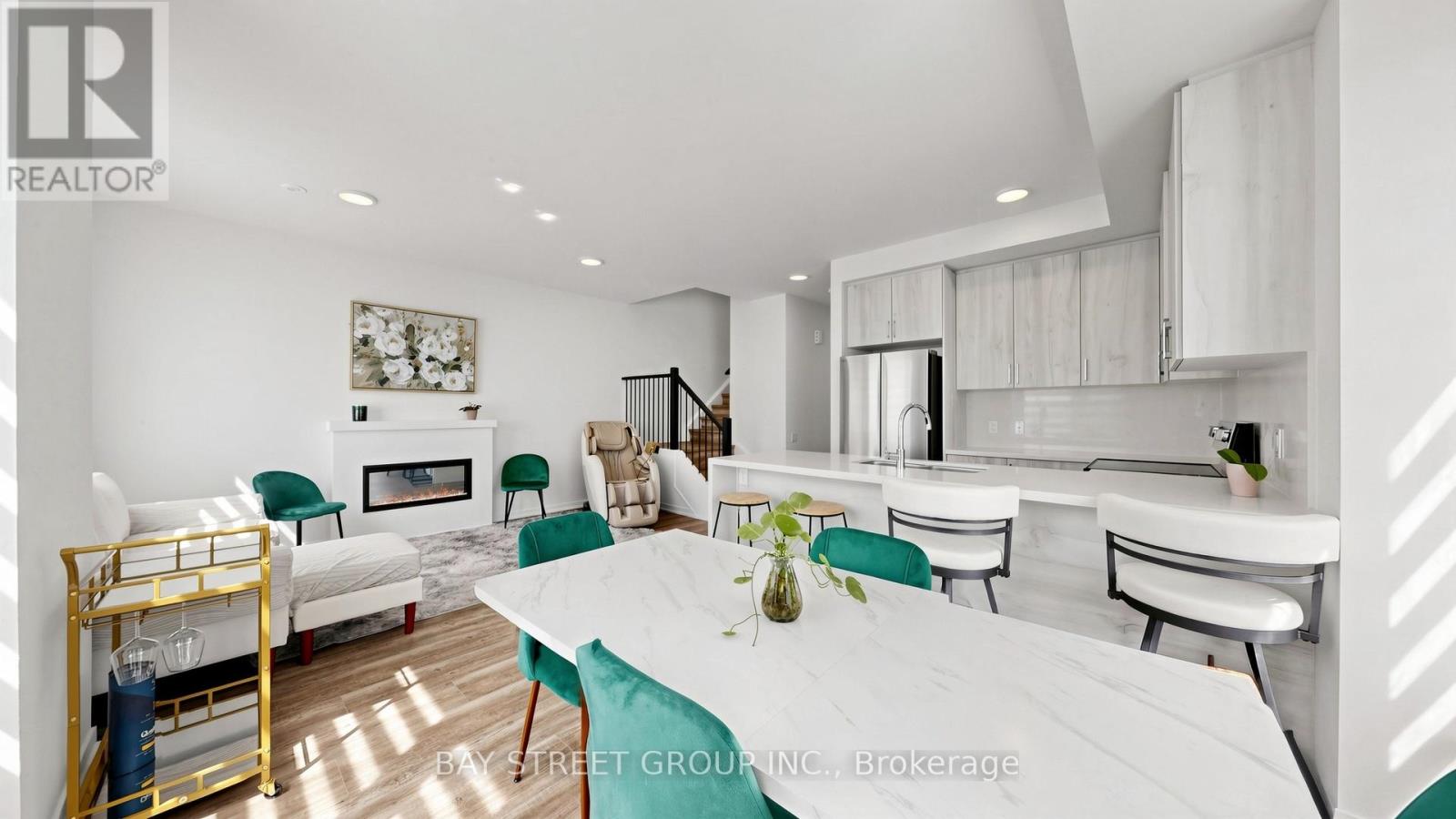 1430 19th Avenue, Richmond Hill, Ontario  L4E 1P3 - Photo 12 - N13472640