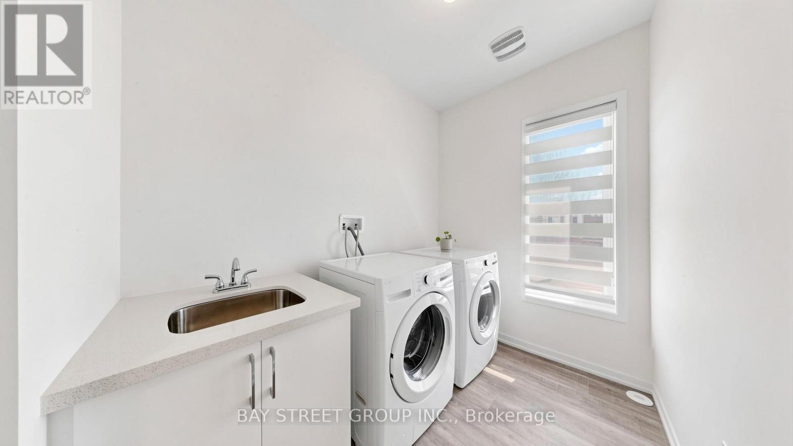1430 19th Avenue, Richmond Hill, Ontario  L4E 1P3 - Photo 13 - N13472640