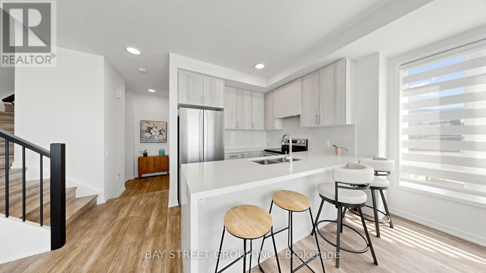1430 19th Avenue, Richmond Hill, Ontario  L4E 1P3 - Photo 6 - N13472640