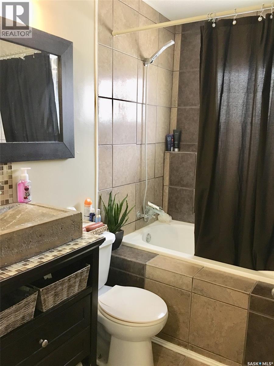 114 Gladstone Avenue S, Yorkton, Saskatchewan  S3N 2B5 - Photo 6 - SK040243