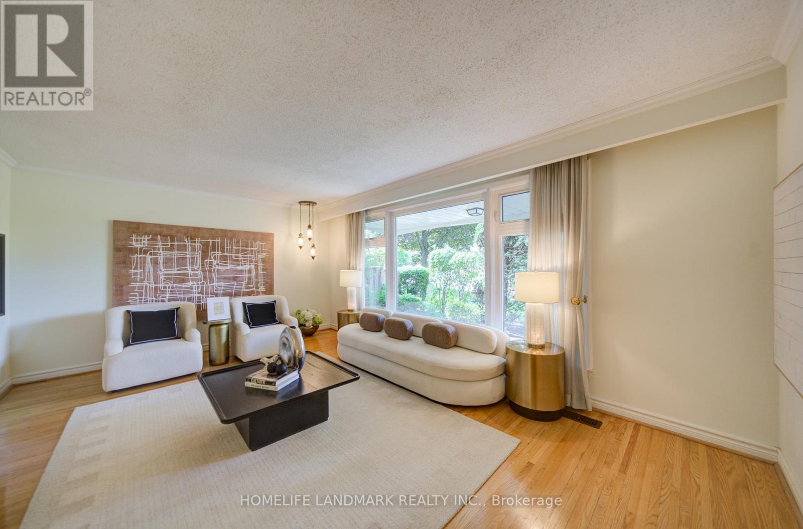 21 Colonnade Road, Toronto, Ontario  M2K 2L6 - Photo 6 - C13472718