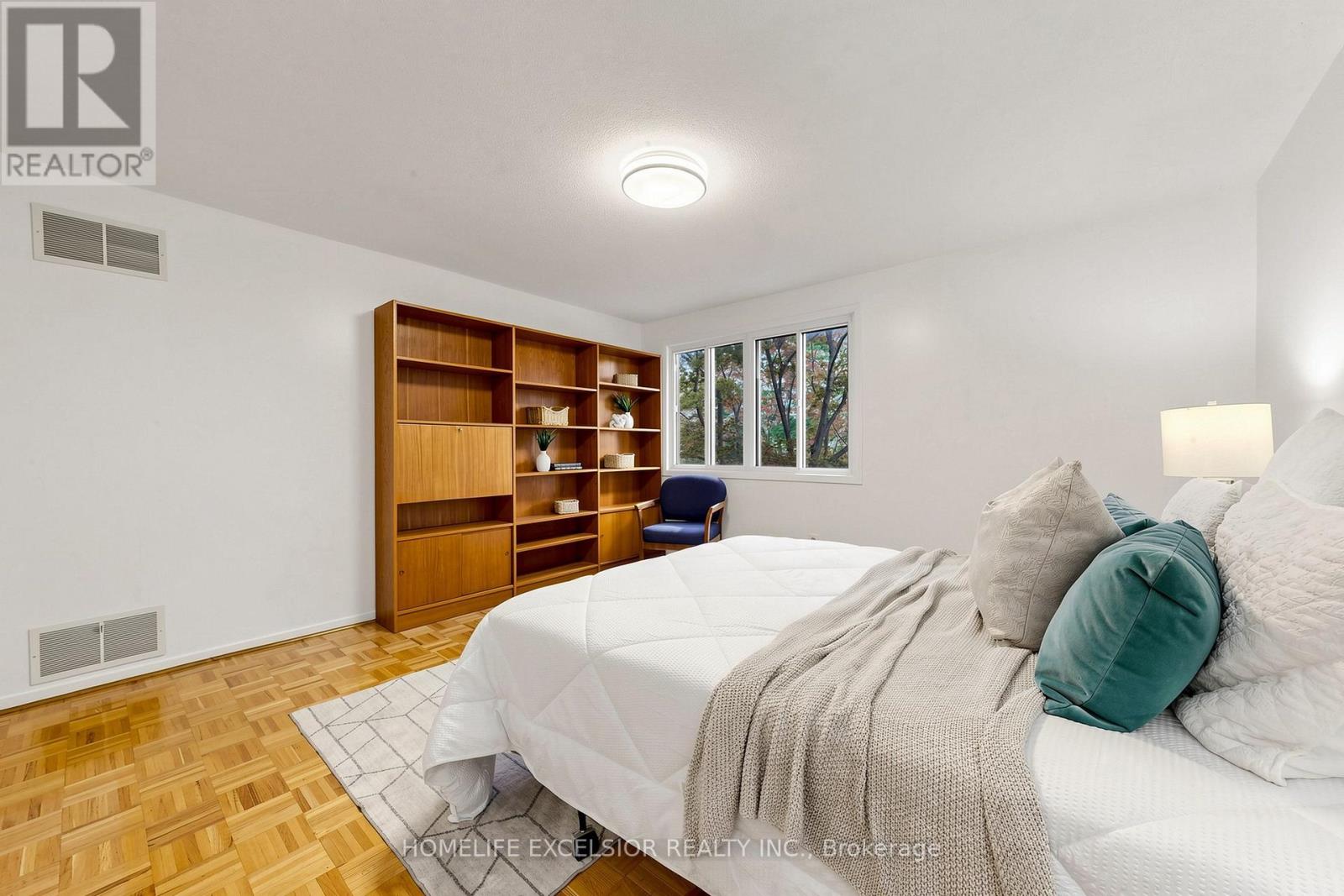 8 Dunmail Drive, Toronto, Ontario  M1V 1J5 - Photo 28 - E13472700
