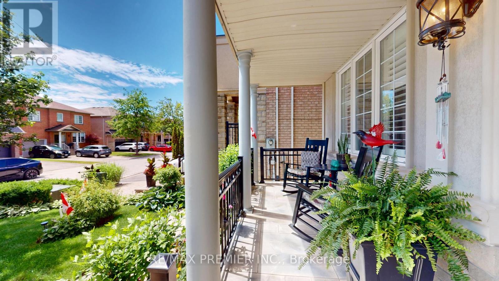 32 Timberwolf Crescent, Vaughan, Ontario  L4H 2W2 - Photo 4 - N13472704