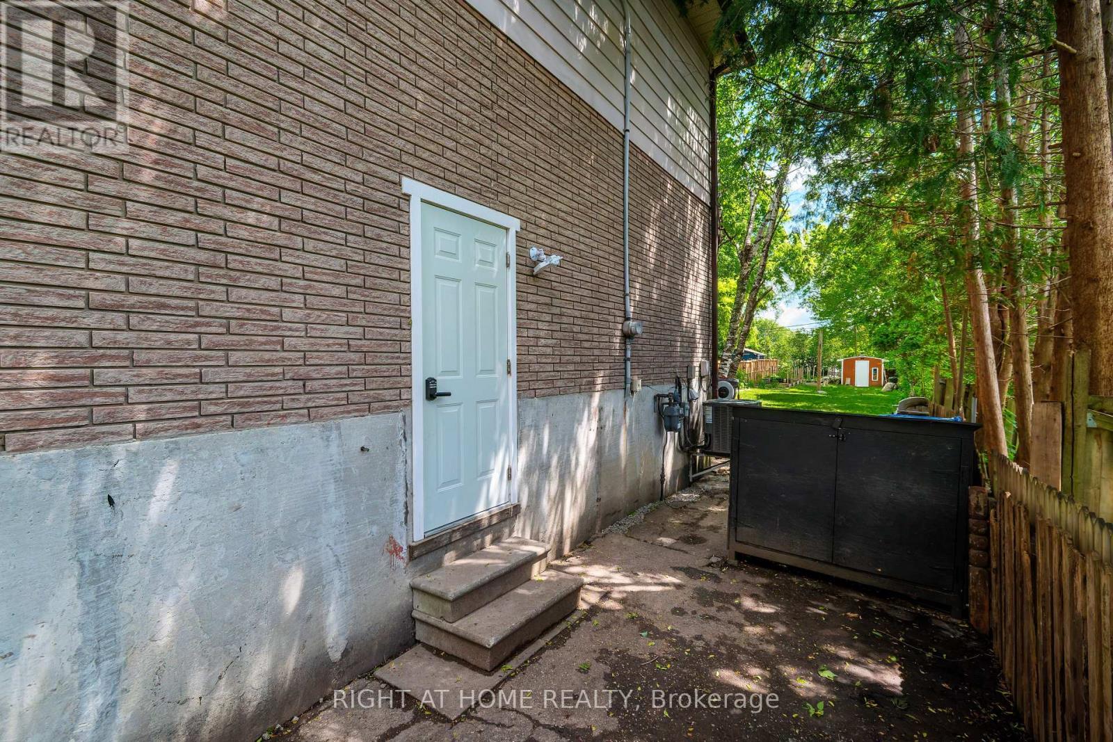 55 Hillview Drive, Newmarket, Ontario  L3Y 4H8 - Photo 35 - N13472708