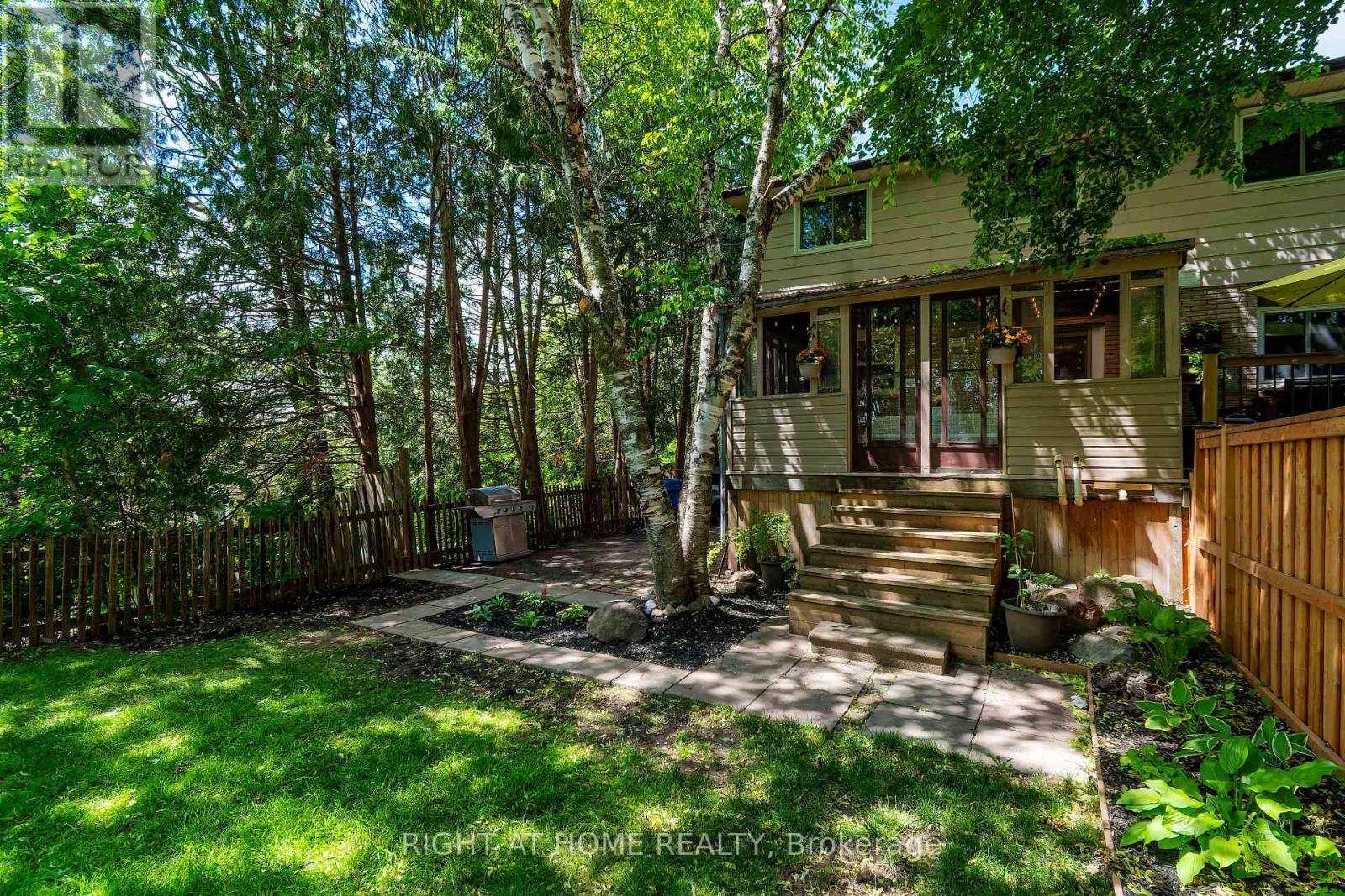 55 Hillview Drive, Newmarket, Ontario  L3Y 4H8 - Photo 36 - N13472708