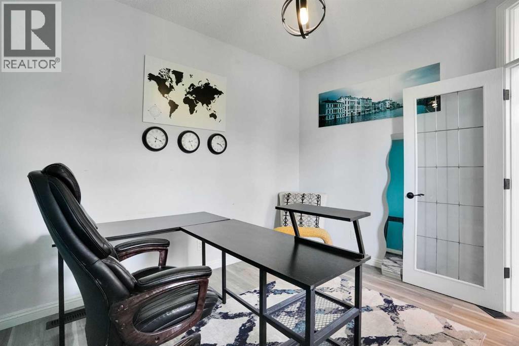 74 Cranleigh Green SE, Calgary, Alberta  T3M 1J2 - Photo 33 - A2317983