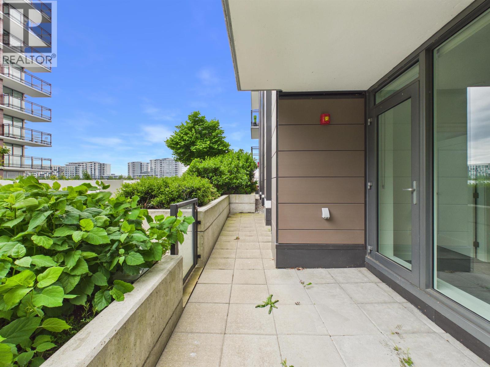 505 8155 CAPSTAN WAY, Richmond, British Columbia