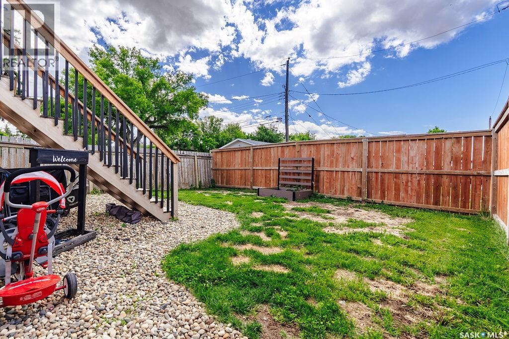 1539 E Avenue N, Saskatoon, Saskatchewan  S7L 1T9 - Photo 36 - SK040203