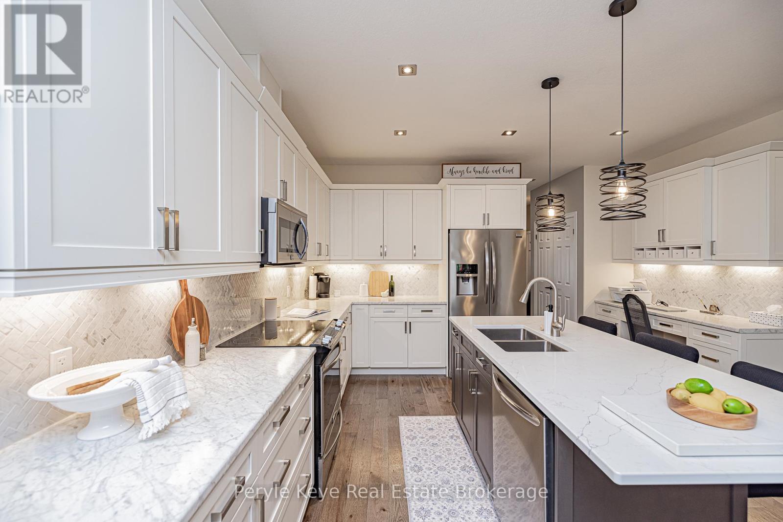 6 Serenity Place Crescent, Huntsville (Chaffey), Ontario  P1H 0C4 - Photo 13 - X13472772