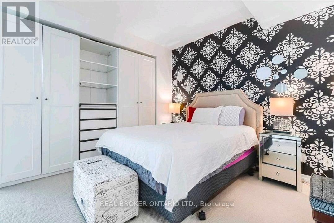 2101 - 223 Webb Drive, Mississauga, Ontario  L5B 0E8 - Photo 13 - W13456324