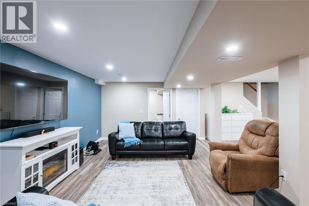 28 Mcgibbon Court, Kitchener, Ontario  N2A 3P2 - Photo 29 - 40841766