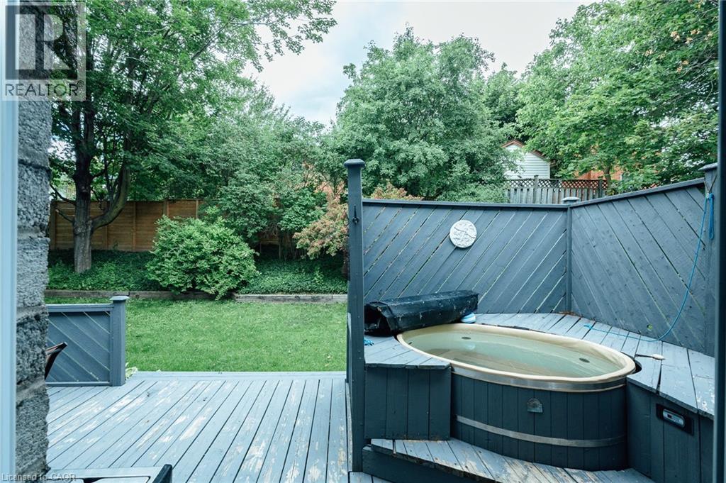 28 Mcgibbon Court, Kitchener, Ontario  N2A 3P2 - Photo 35 - 40841766