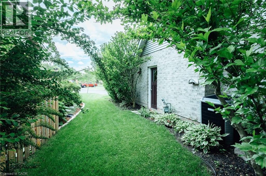 28 Mcgibbon Court, Kitchener, Ontario  N2A 3P2 - Photo 36 - 40841766