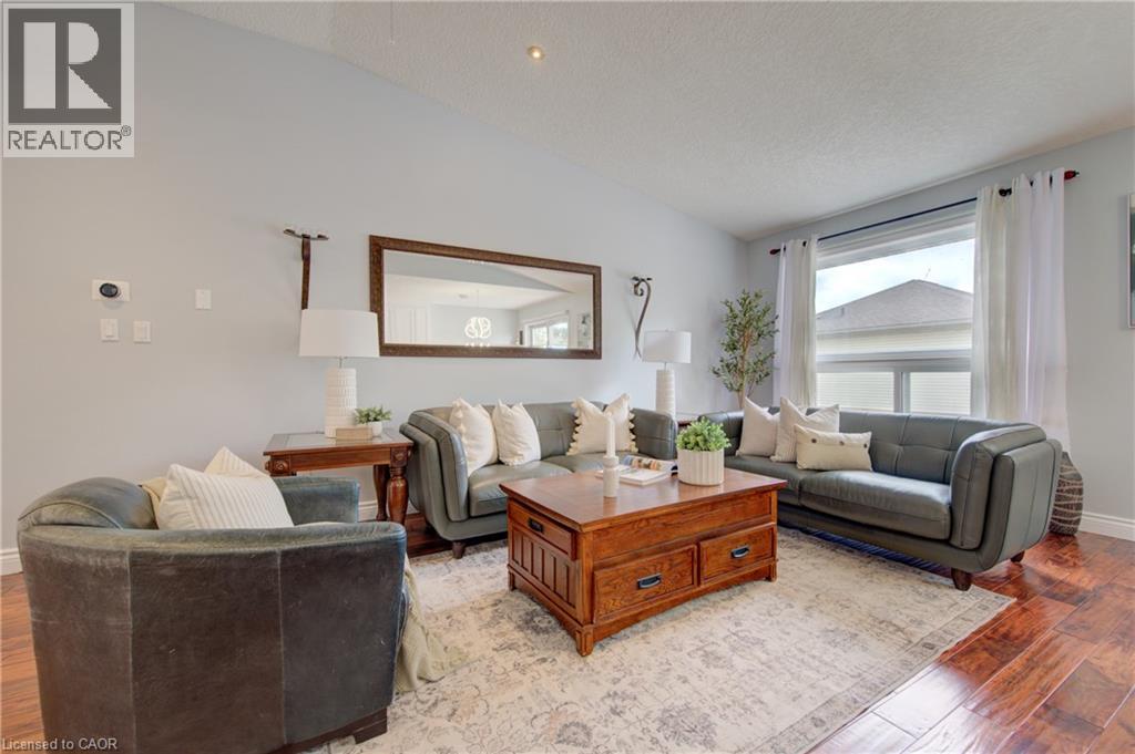 62 Wilderness Drive, Kitchener, Ontario  N2E 3P2 - Photo 8 - 40840200