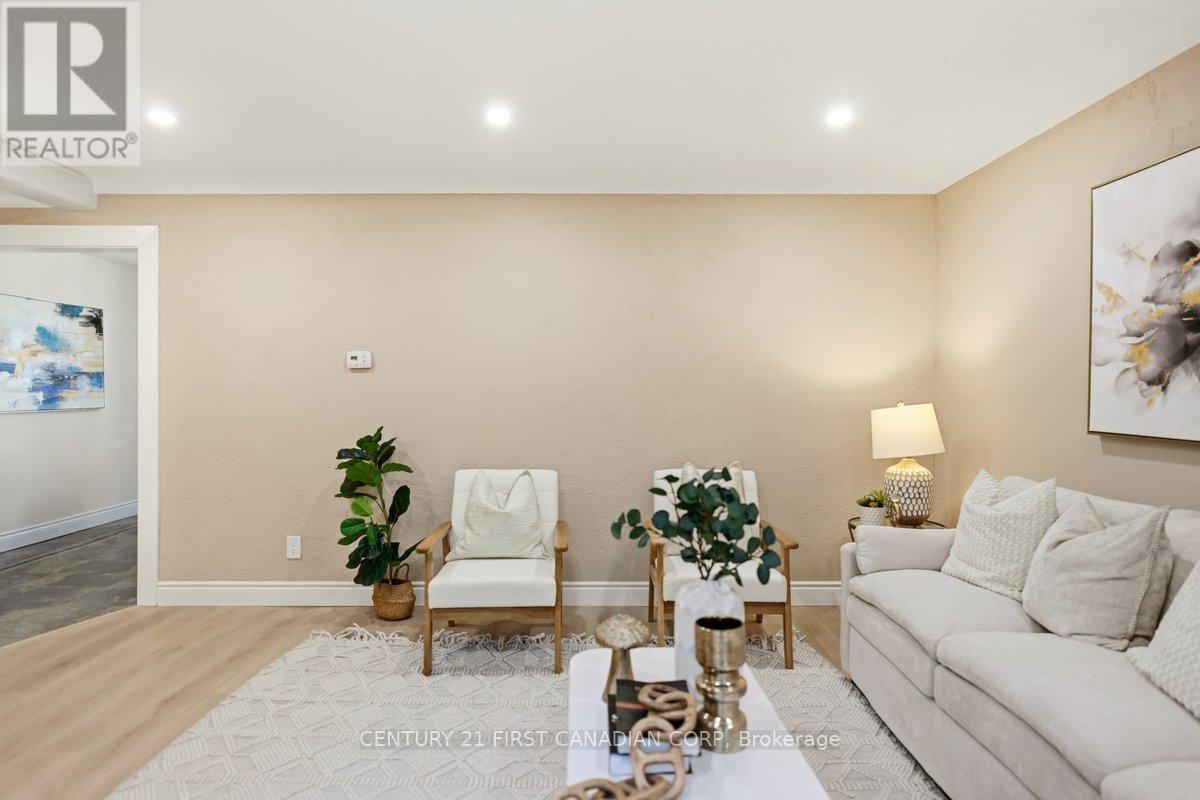 7263 Maywood Street, Niagara Falls, Ontario  L2E 5P6 - Photo 6 - X13472726