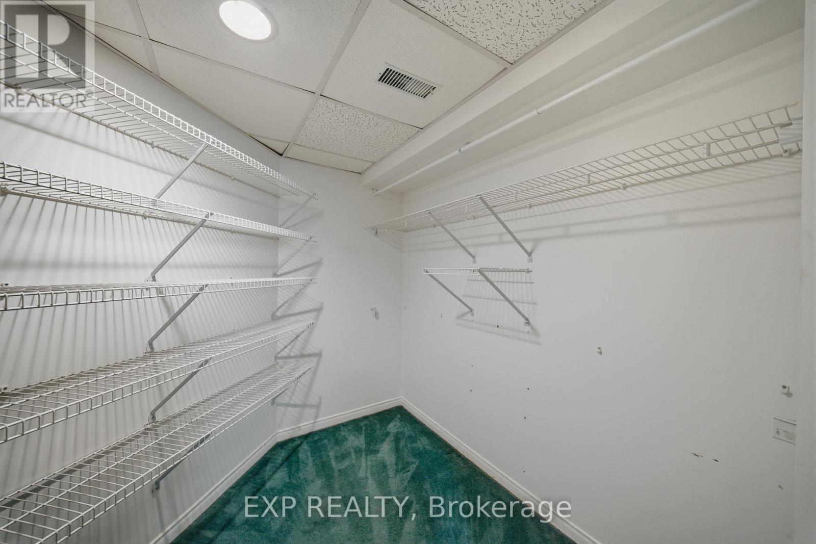 2023 Rolling Brook Drive, Ottawa, Ontario  K1W 1C9 - Photo 38 - X13472788