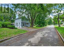 949 KINGSMERE AVENUE, Ottawa, Ontario