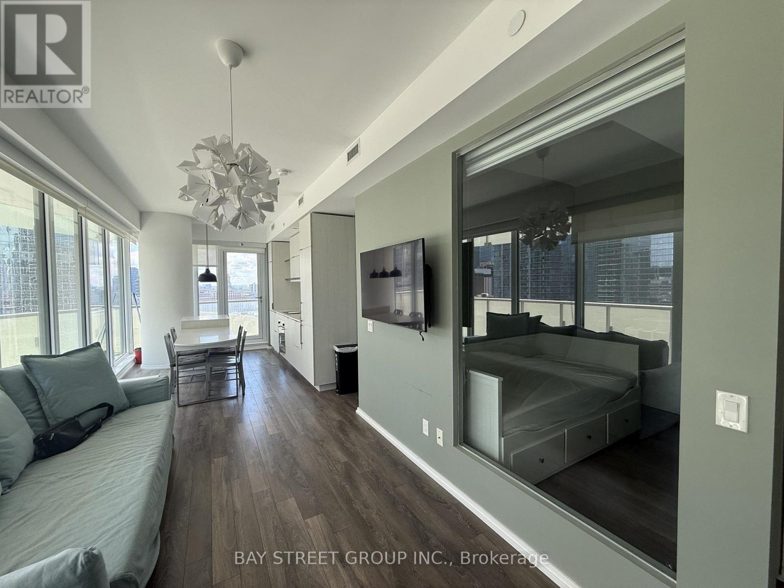 1709 - 197 Yonge Street, Toronto, Ontario  M5B 1M4 - Photo 19 - C13472736