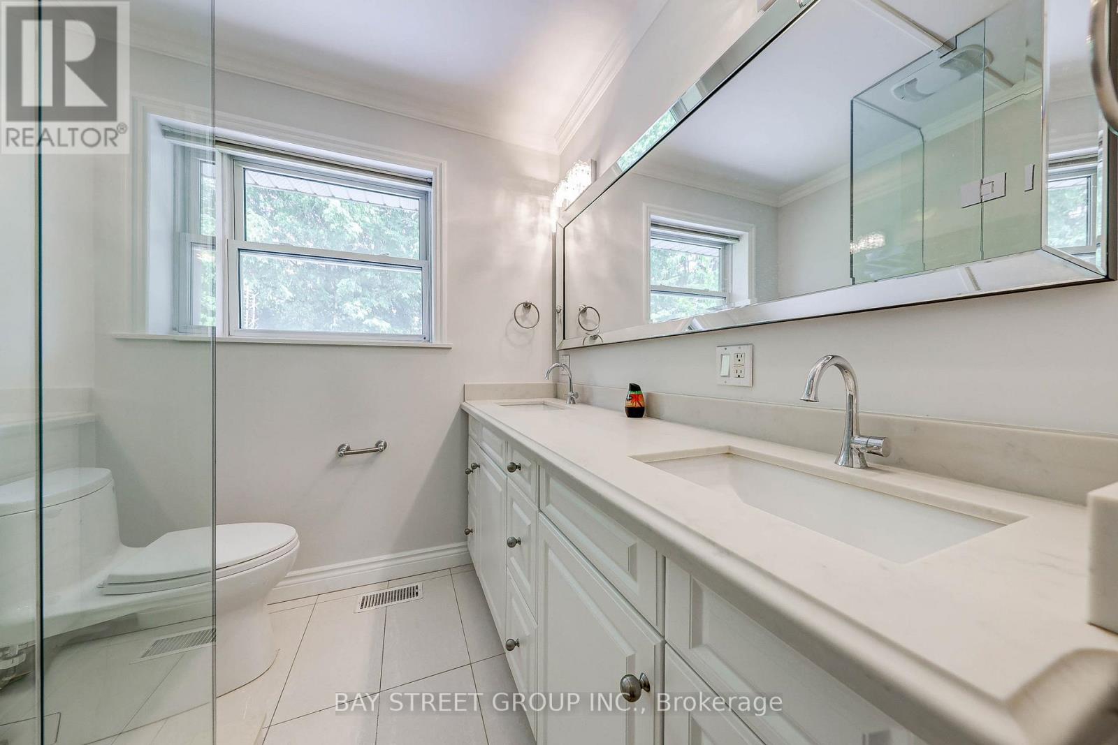99 Grantbrook Street, Toronto, Ontario  M2R 2G2 - Photo 19 - C13472740