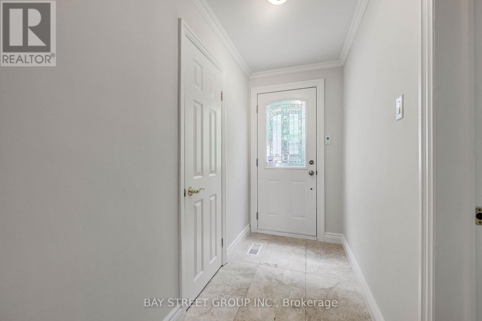 99 Grantbrook Street, Toronto, Ontario  M2R 2G2 - Photo 21 - C13472740