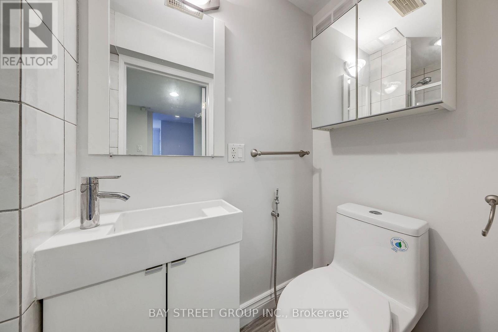 99 Grantbrook Street, Toronto, Ontario  M2R 2G2 - Photo 30 - C13472740