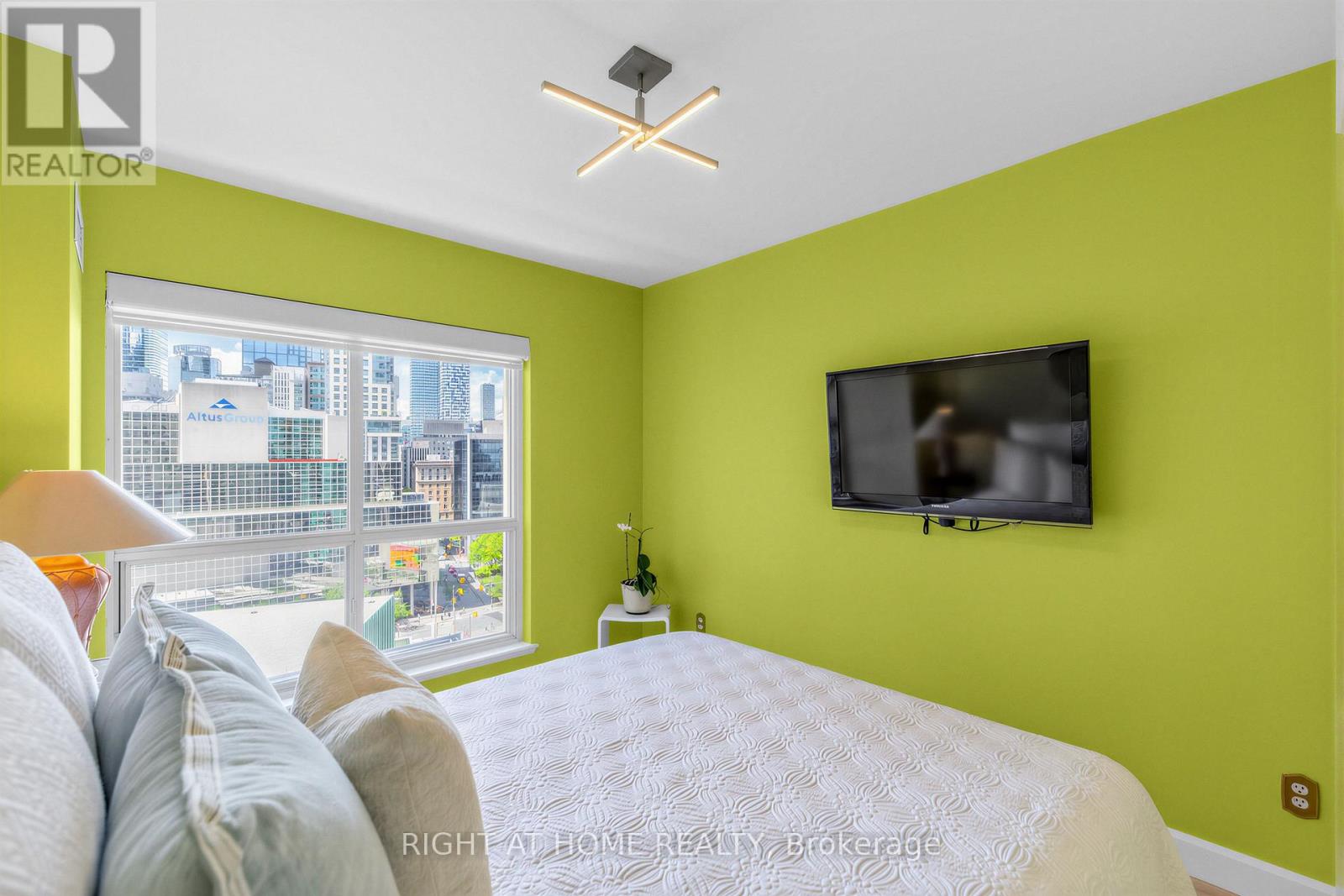 1505 - 25 The Esplanade, Toronto, Ontario  M5E 1W5 - Photo 24 - C13472792