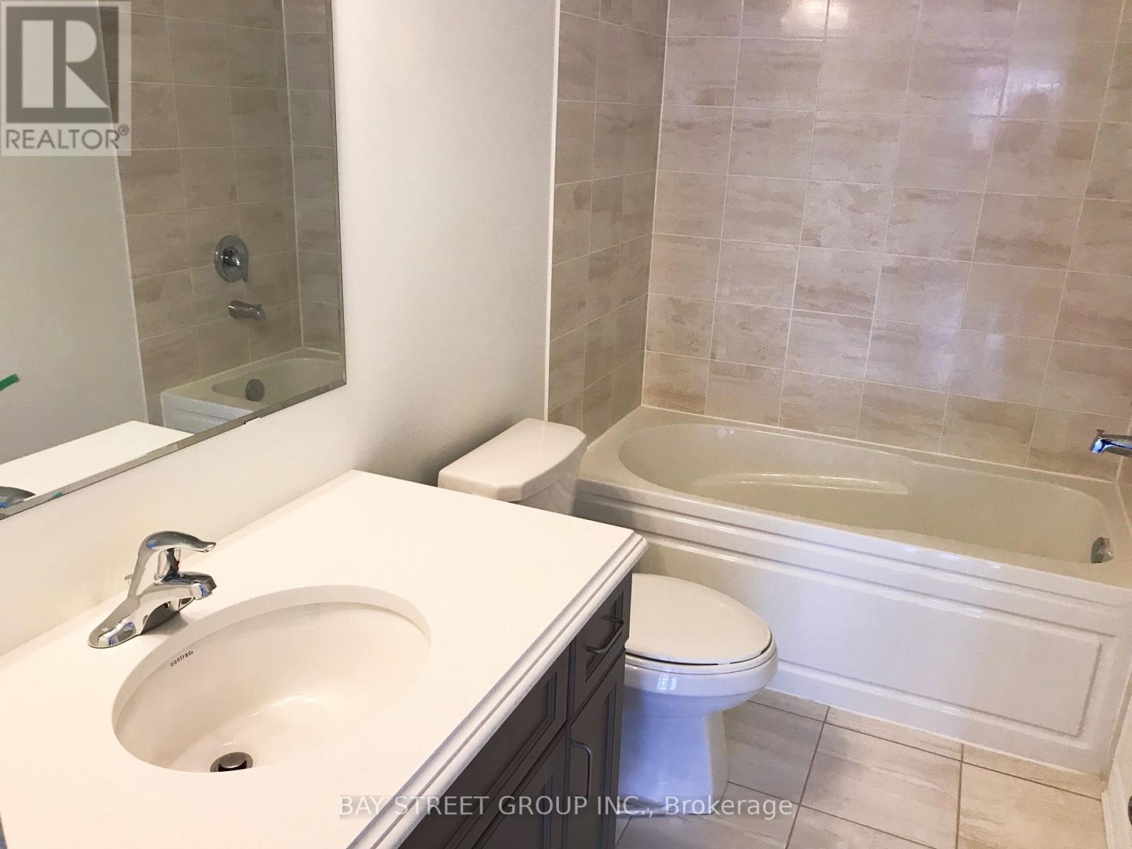 9 Ness Drive, Richmond Hill, Ontario  L4S 0J8 - Photo 10 - N13472824