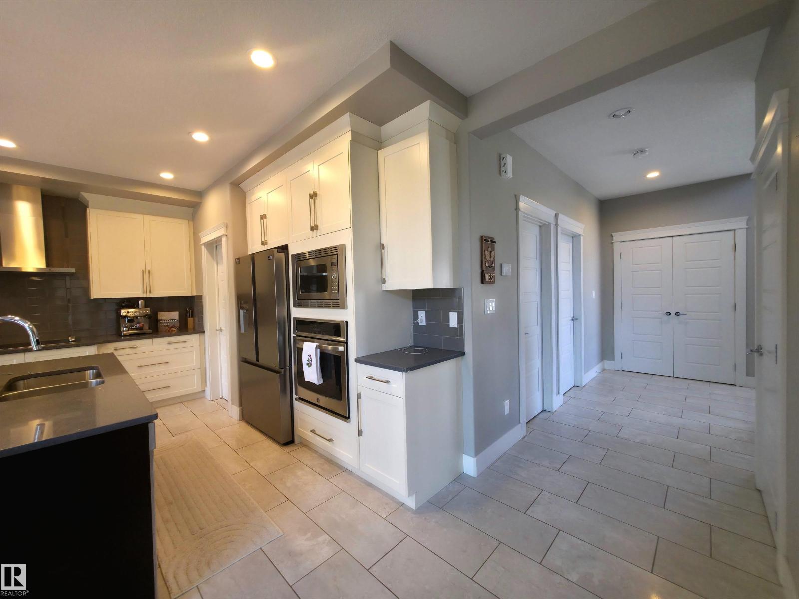 1 Hemlock Cl, Fort Saskatchewan, Alberta  T8L 0V9 - Photo 3 - E4495031