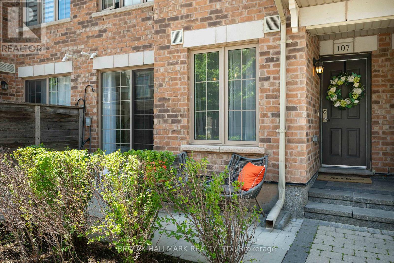 107 - 2441 Greenwich Drive, Oakville, Ontario  L6M 0S3 - Photo 3 - W13472732