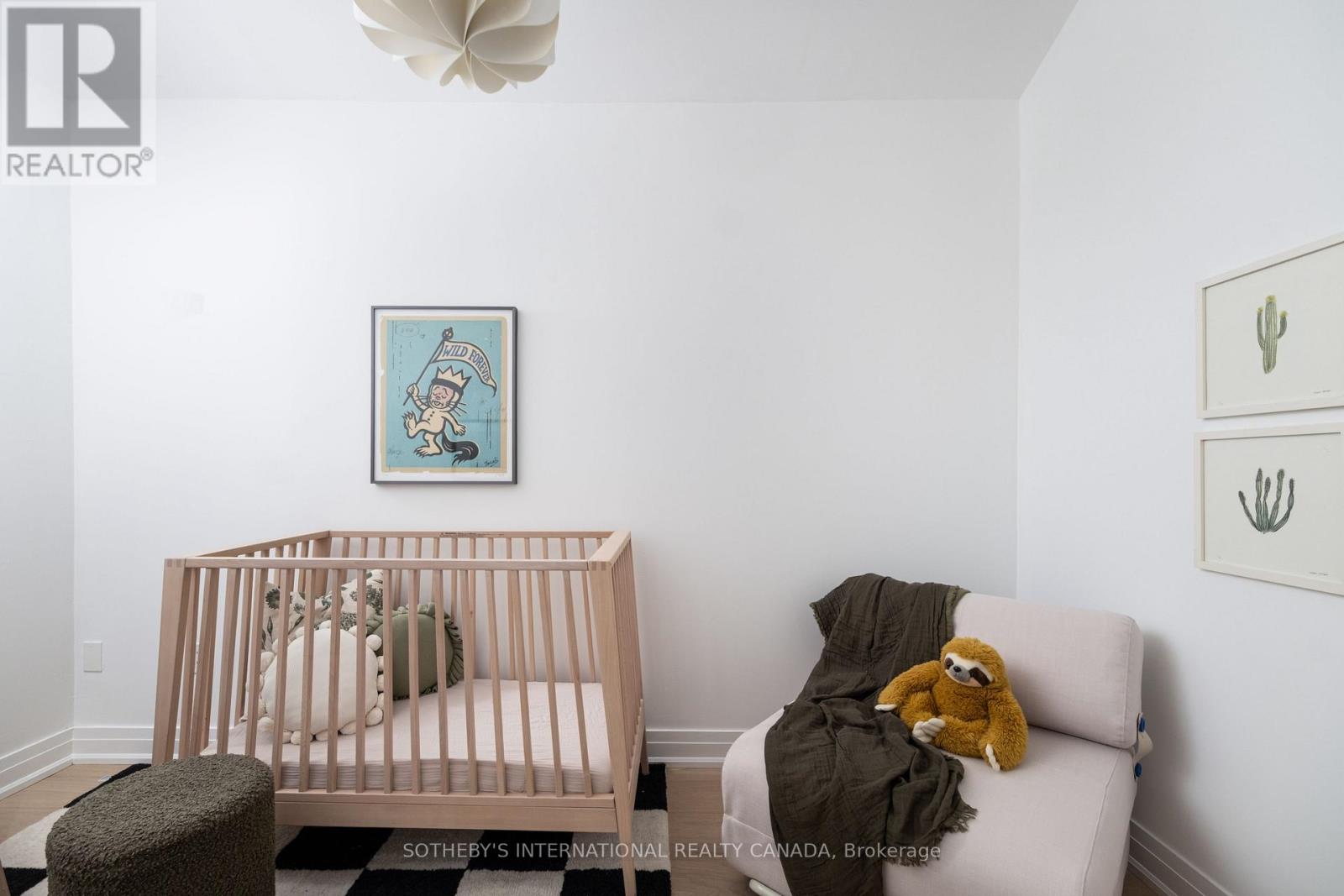 22 Connaught Avenue, Toronto, Ontario  M4L 2V9 - Photo 17 - E13457150